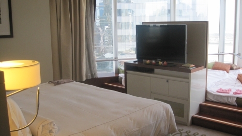 Jumeirah Emirates Towers suite review