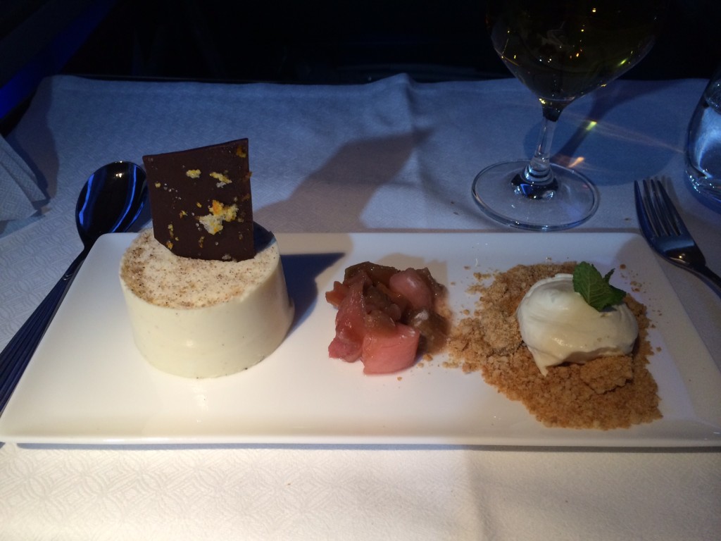 Qatar Airways 777 dessert