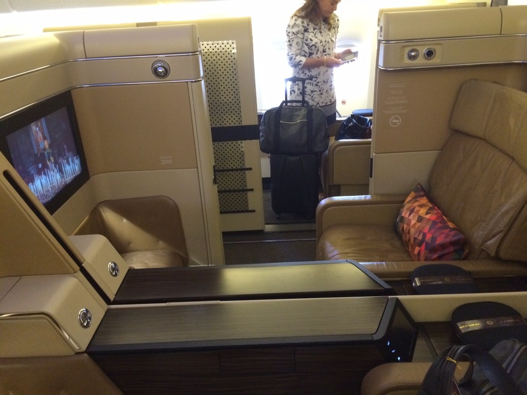 Etihad Boeing 777 First Class Suite 3