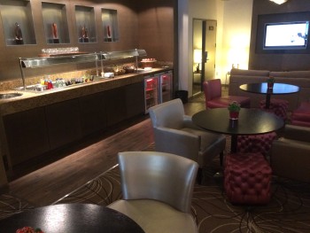 Crowne Plaza London Kensington club lounge review