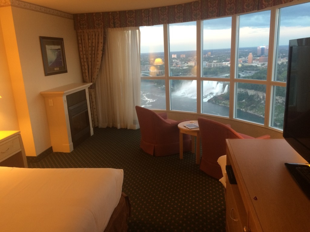 Embassy Suites Niagara Falls Presidential Suite