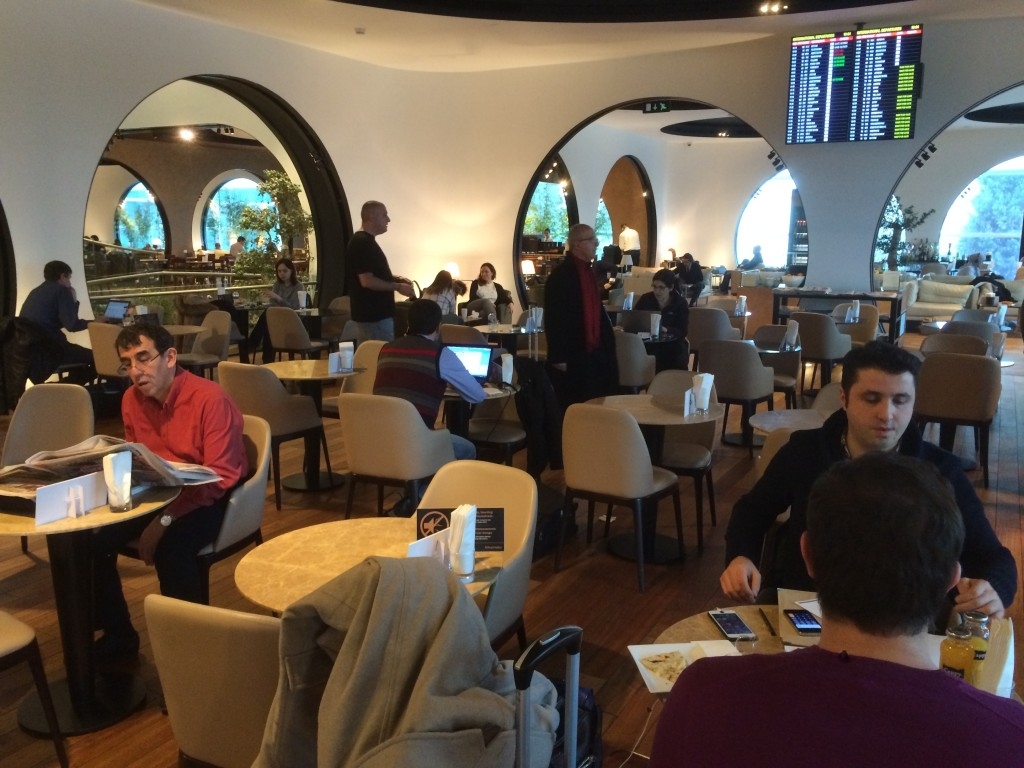 Review Turkish Airlines business class CIP lounge Istanbul