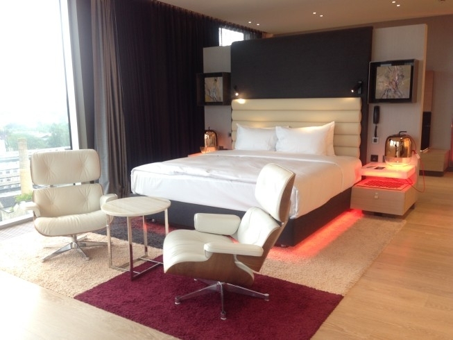 Hilton tallinn park review presidential suite bedrom