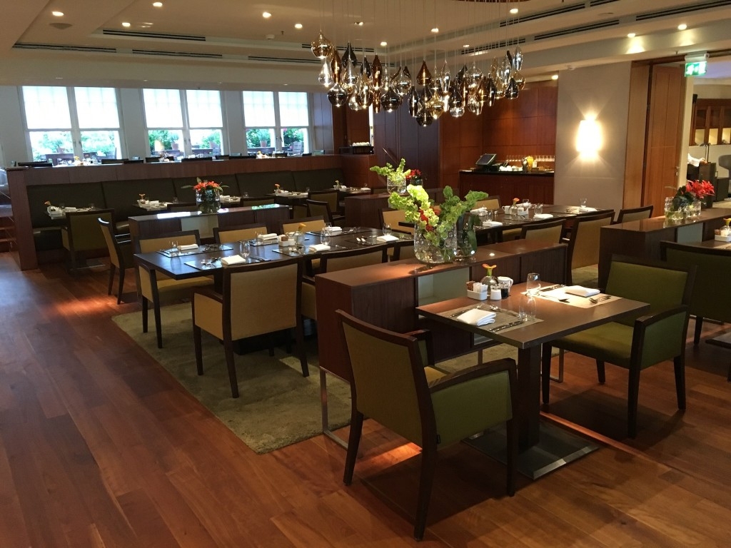 Review Park Hyatt Hamburg Hotel