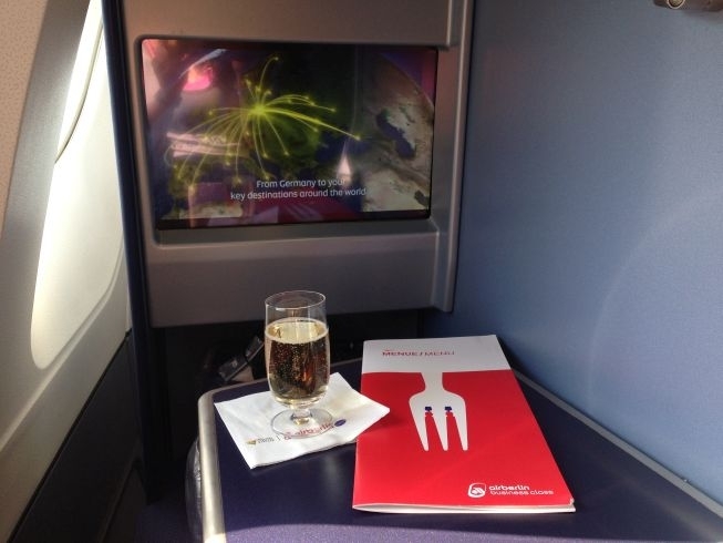 airberlin new york berlin seat screen champagne