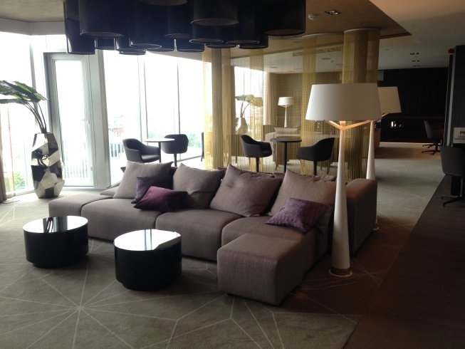 hilton tallinn park review executive lounge sofa area