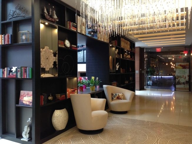 holiday inn brooklyn downtown entrance hall