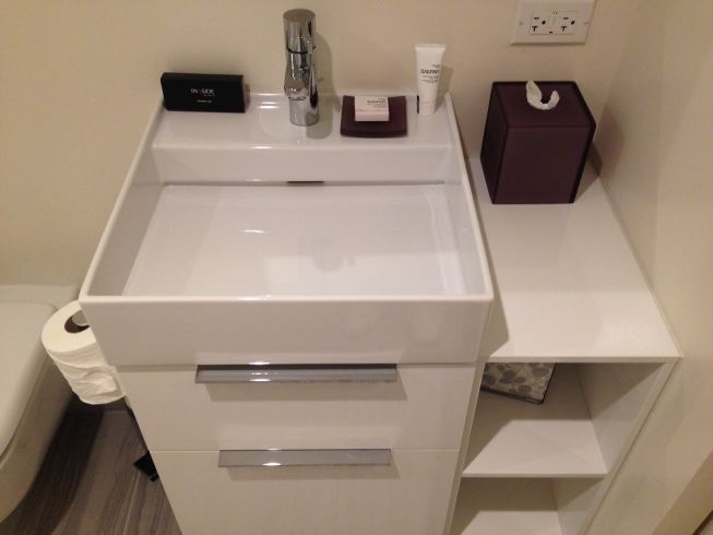 innside melia new york room bathroom sink