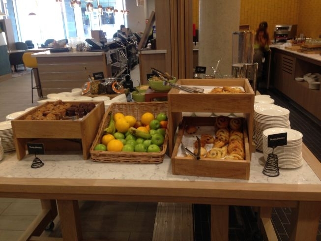 holiday inn manchester city centre review breakfast pastries fruit