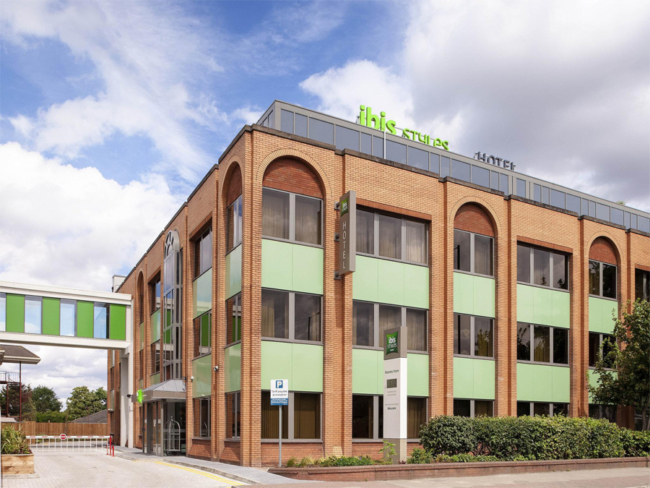 ibis styles heathrow airport exterior building