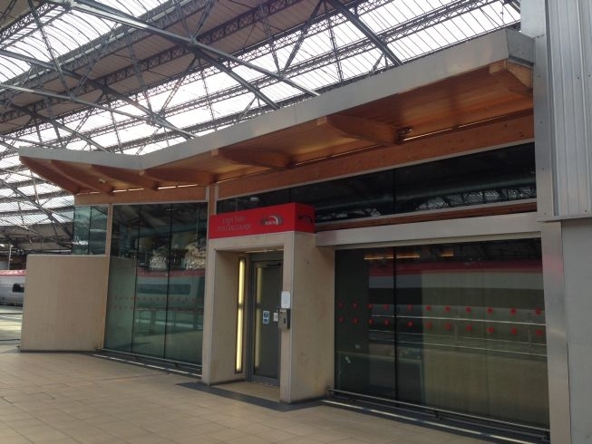 virgin train lounge liverpool street lime street station location exterior