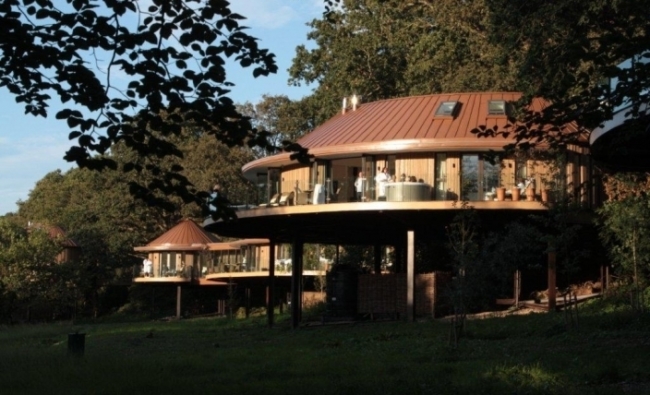 chewton-glen-treehouse