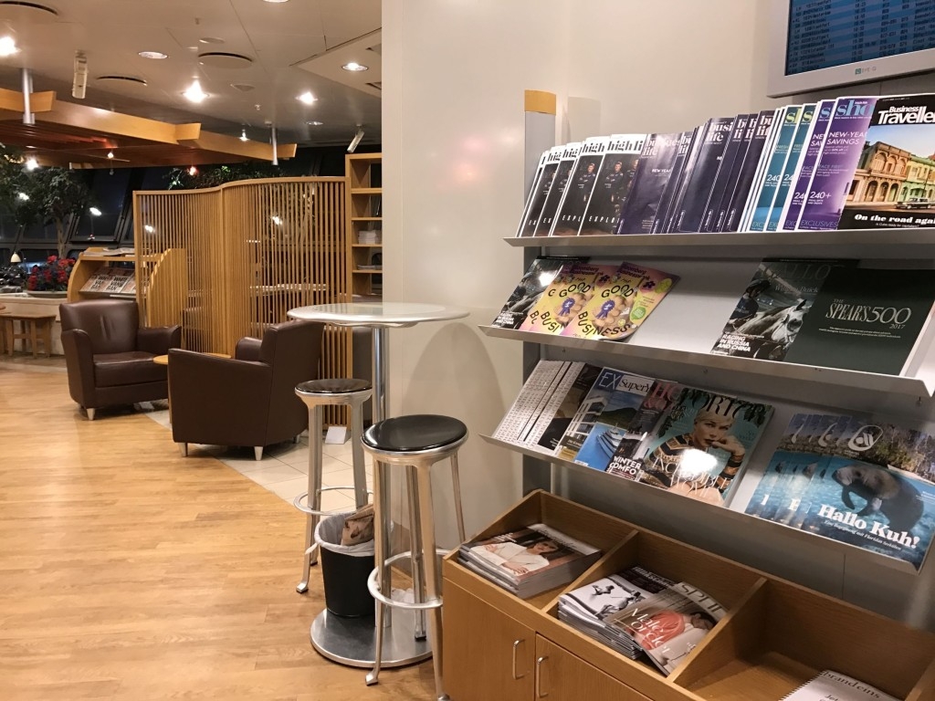 british-airways-terraces-lounge-berlin-tegel-review-magazines