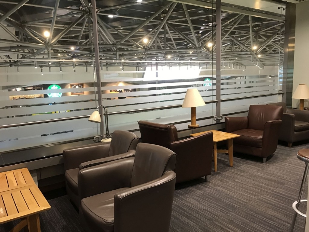 british-airways-terraces-lounge-berlin-tegel-review-quiet-room