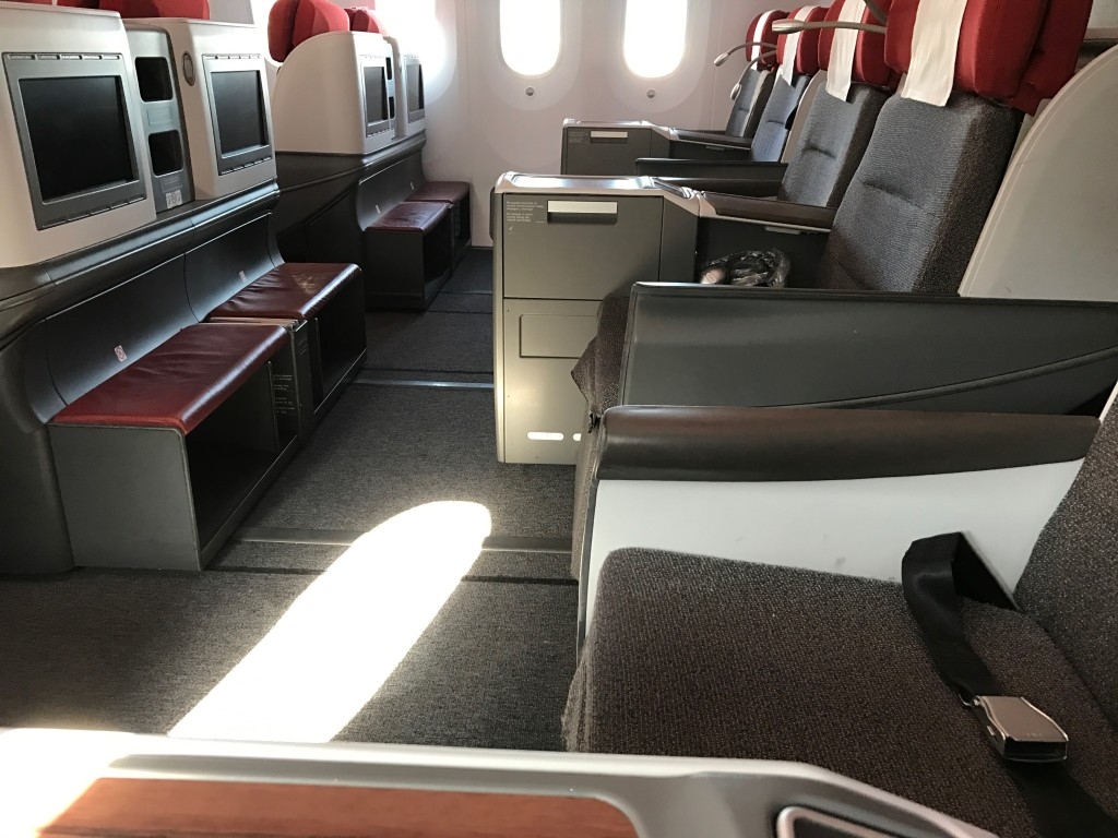 LAN LATAM Boeing 787 Business Class