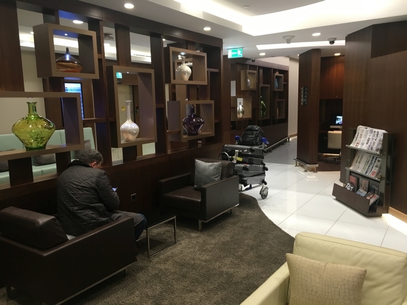 Etihad arrivals lounge review, Abu Dhabi airport