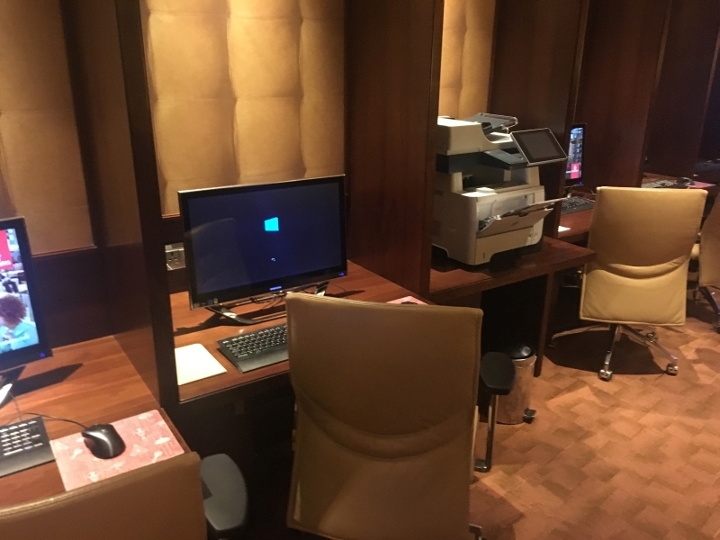 Emirates First Class lounge Dubai Airport review