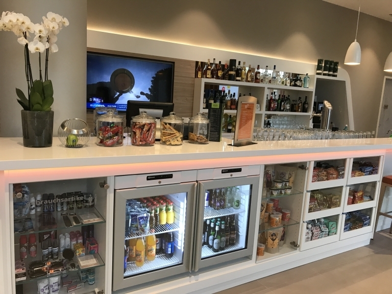 Hampton by Hilton Alexanderplatz Berlin bar review