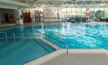 Crowne Plaza Heathrow baby pool