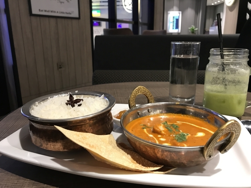 Plaza Premium lounge Heathrow Terminal 4 arrivals review