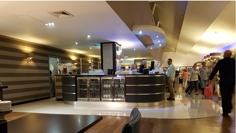 I review the Aspire Lounge at Manchester Airport Terminal 1