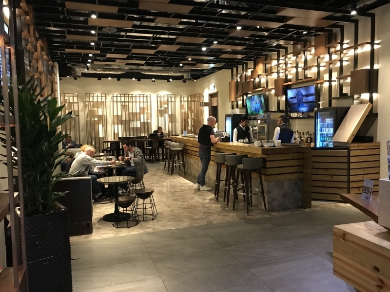 Plaza Premium Arrivals Lounge Heathrow Terminal 2 review