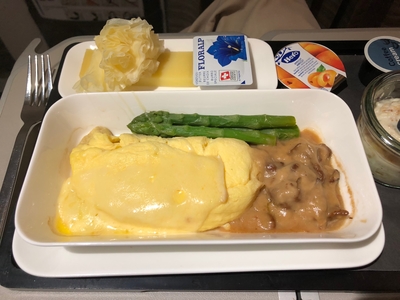 Swiss short haul business class food