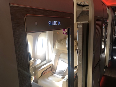 Review Emirates First Class Suite Boeing 777-300ER London Stansted to Dubai