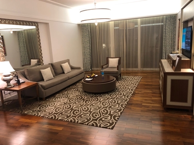 Waldorf Astoria Dubai Palm Jumeirah review