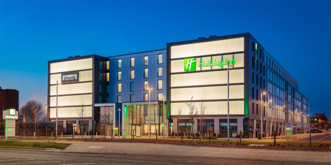 Holiday Inn Staybridge Suites Heathrow Bath Road