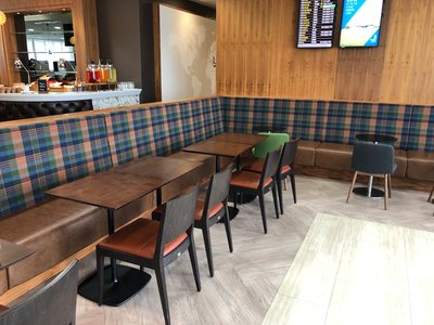 Upperdeck lounge at Glasgow Airport review