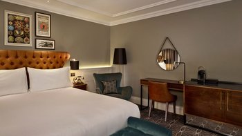 100 Queens Gate Hotel open