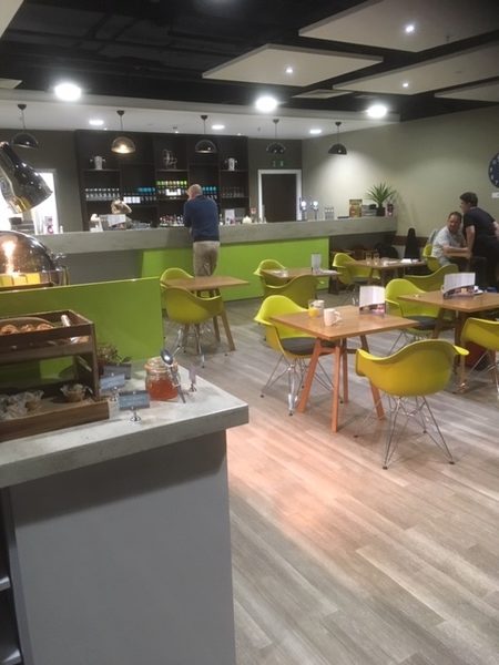 East Midlands Airport Escape Lounge review