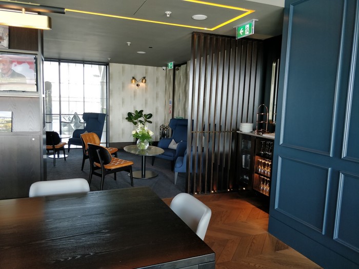 Review Clubrooms lounge Birmingham Airport