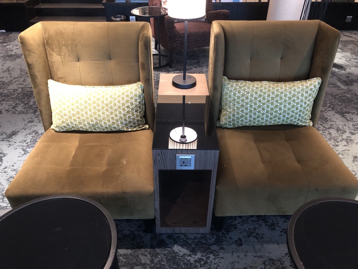 Malaysia Airlines first class golden lounge kuala lumpur review