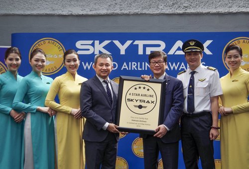 Vietnam Airlines awarded Skytrax 4 star airline