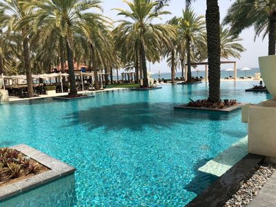 Review Al Bustan Palace Hotel Oman, Ritz Carlton