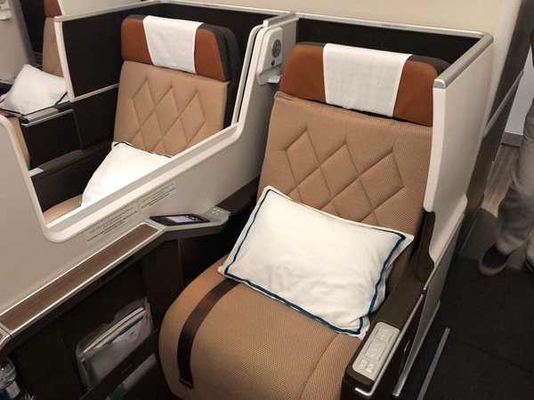 Oman Air business class review Boeing 787-9