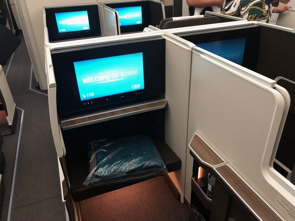 Oman Air business class review Boeing 787-9