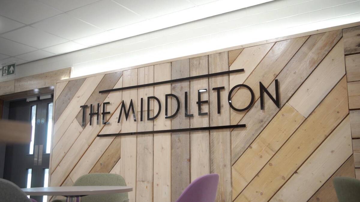 Middleton Lounge Teesside Airport review