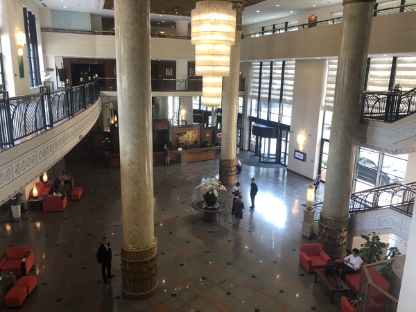 Hilton Hanoi Opera atrium