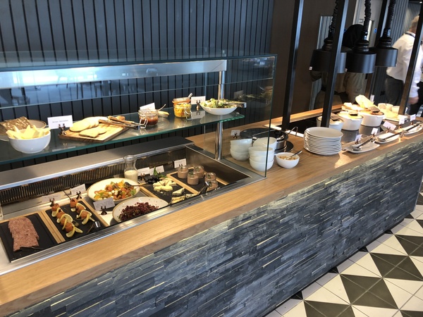 Lomond Lounge Glasgow Airport buffet