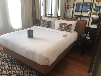 Renaissance Paris Republique hotel review