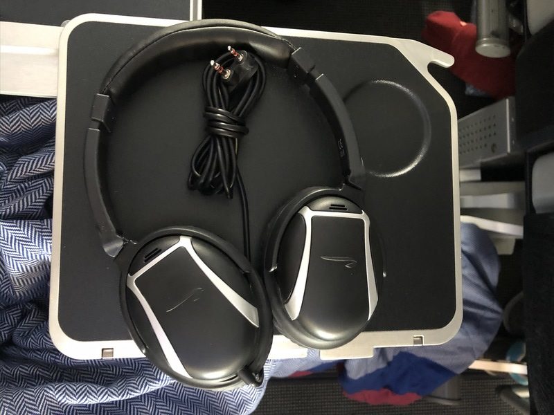 british airways world traveller plus headphones