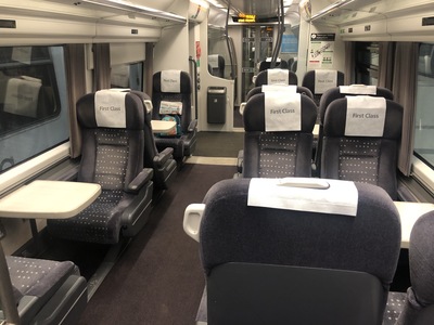 Review Stansted Express First Class