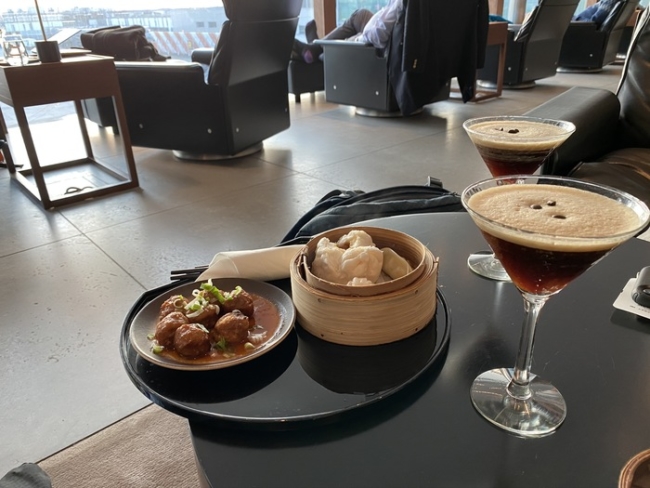 Cathay Pacific lounge Heathrow dimsum