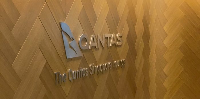 Qantas lounge Singapore