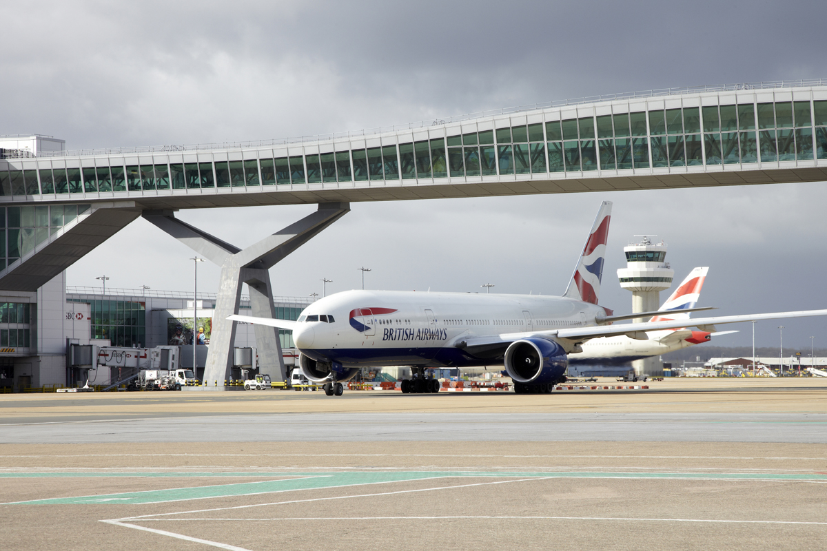 British Airways leaving Gatwick Airport