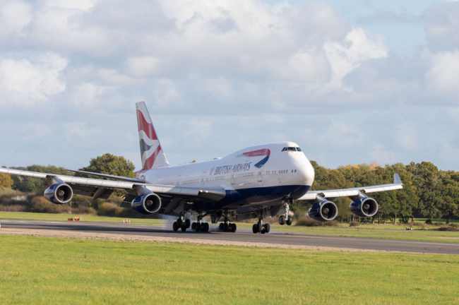 BA 747 Dunsfold Aerodrome landing