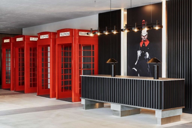 Review Radisson RED London Heathrow hotel